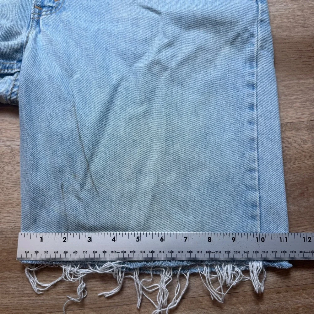 Vintage Levi's 550 Jean Shorts Mens 38 Blue Relaxed Fit Cut Off Made in USA